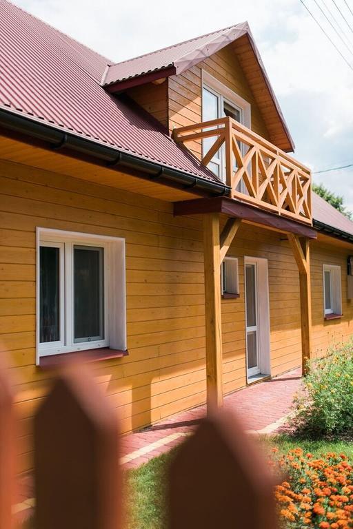 Zamsowka Villa Guciow ภายนอก รูปภาพ